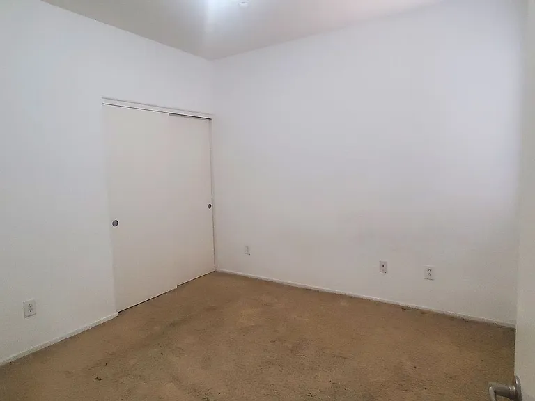 6868 Sky Pointe Dr #2008 — Photo 20