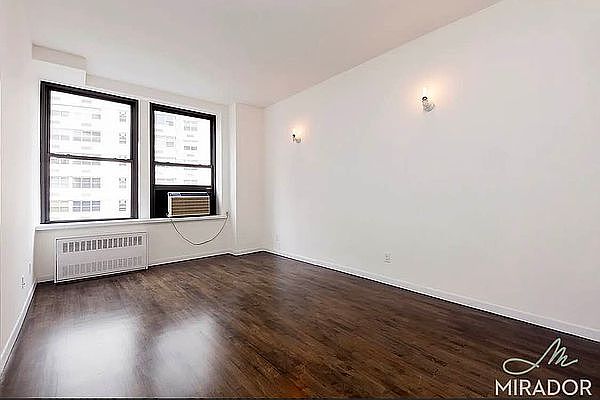 1st image of 65 4th Ave APT 3E