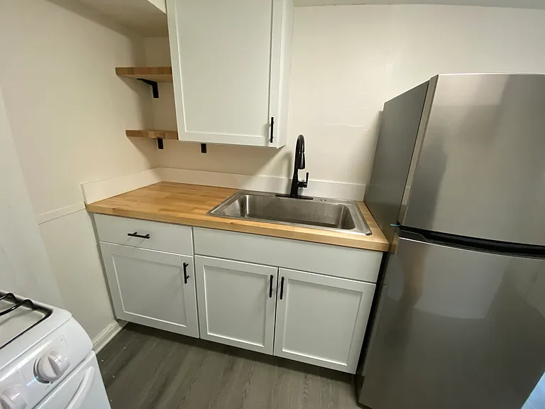 101 Pennsylvania Ave #2 — Photo 1
