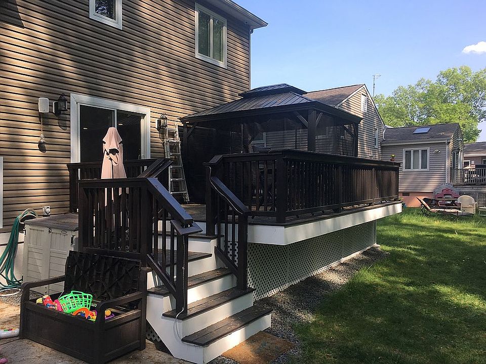 2nd image of 22 Wadsworth Ter