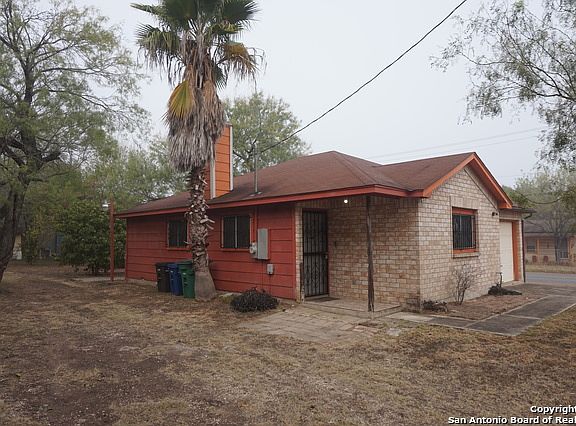 4th image of 2403 Orr Dr