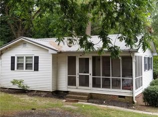 108 S Russell St, Troy, NC 27371