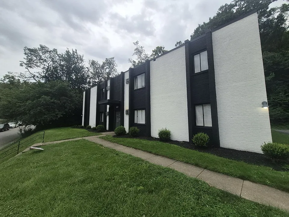 2517-2521 Warren St