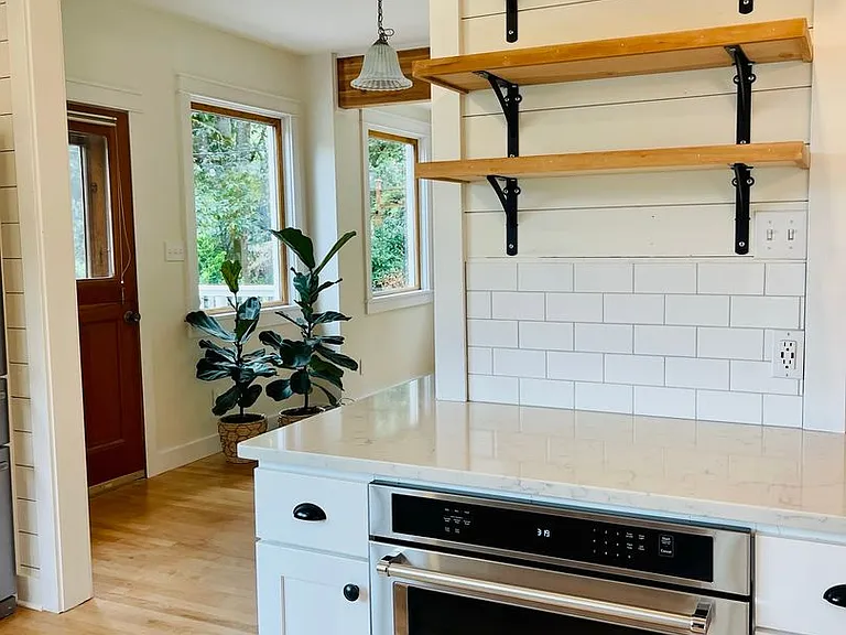 5062 New Sweden Ave NE — Photo 11