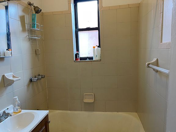 5th image of 30-58 14th St #2