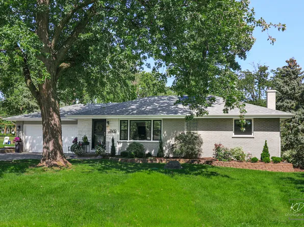 25W110 Lacey Ave, Naperville, IL 60563