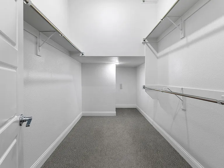 4123 Curtiss Dr — Photo 12