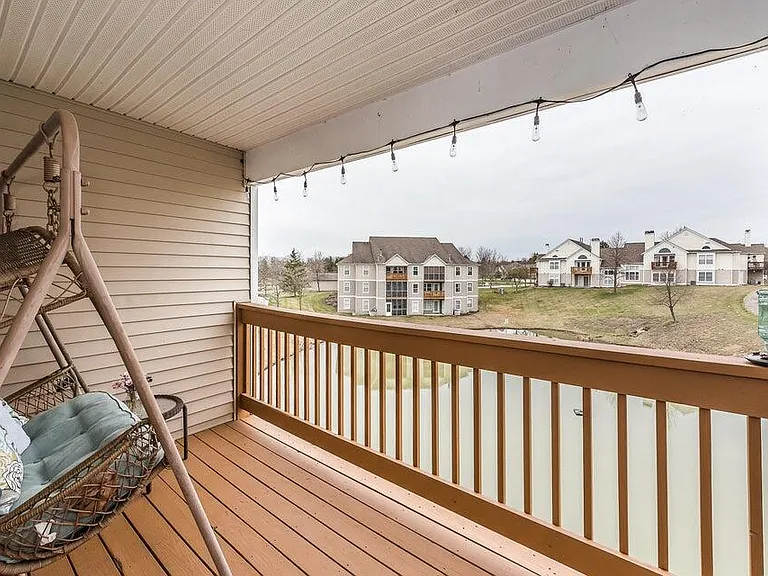 1550 Oakfield Dr — Photo 15