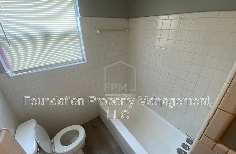 2582 Capewood Dr — Photo 24
