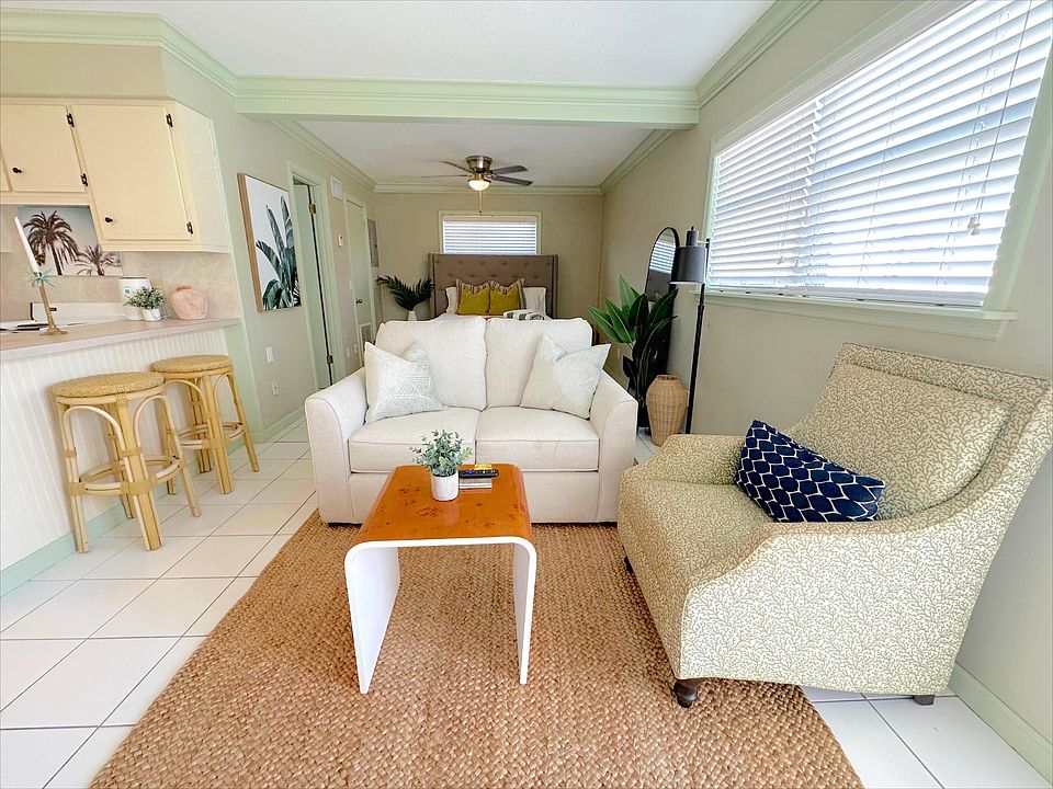 1st image of 620 Winters St #B
