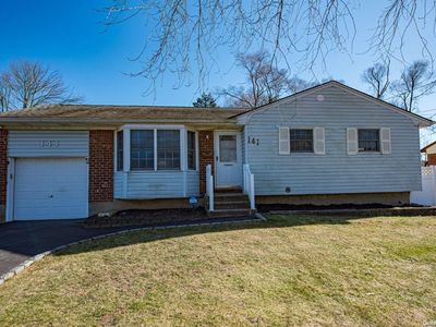 141 Burlington Avenue, Deer Park, NY, 11729