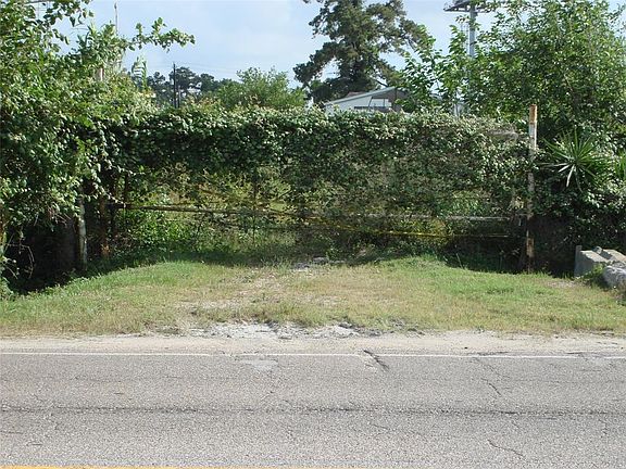 2nd image of 15095 Market St