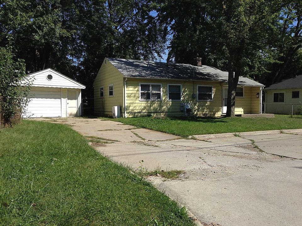 1st image of 32413 Lapeer Dr