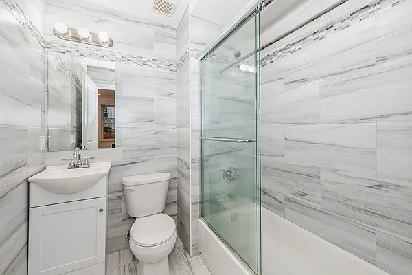 Sold by Ben Bay Realty Co. of Bay Ridge | media 7