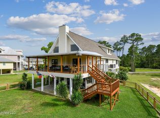 92 Pall Mall Rd, Pass Christian, MS 39571