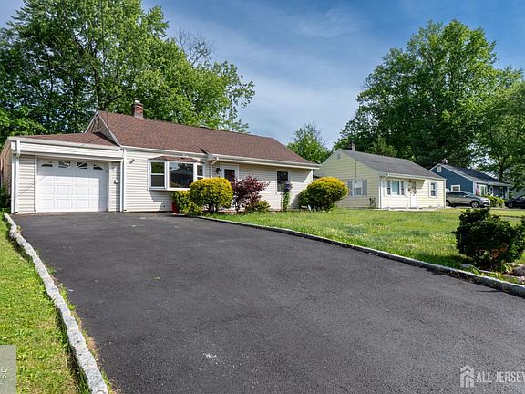 2nd image of 369 Fairview Ave