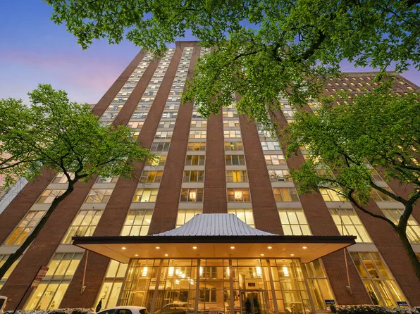 1325 N State Pkwy APT 18D, Chicago, IL 60610