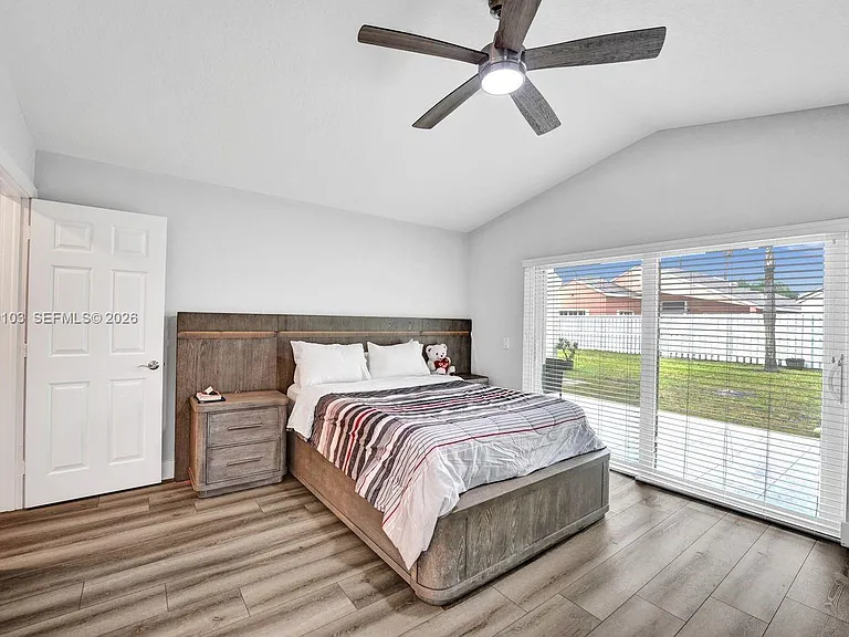 1063 Cedar Falls Dr — Photo 47