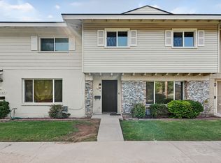 1339 N 44th St, Phoenix, AZ 85008