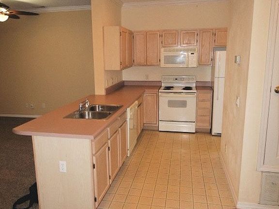 4th image of 150 Bent Arrow Dr Unit 20