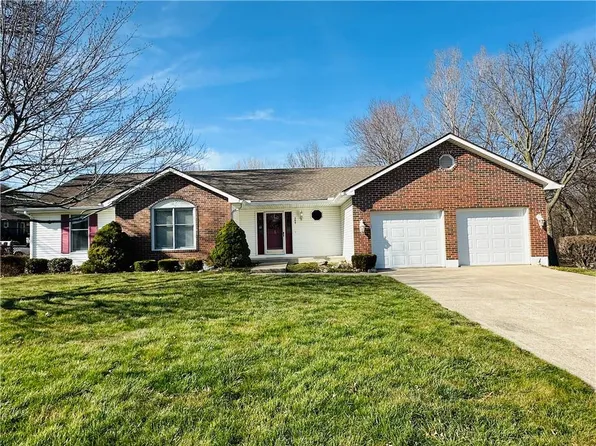 308 W Dauxville Dr, Richmond, MO 64085
