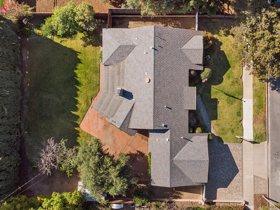 1st image of 1406 Wells Ave
