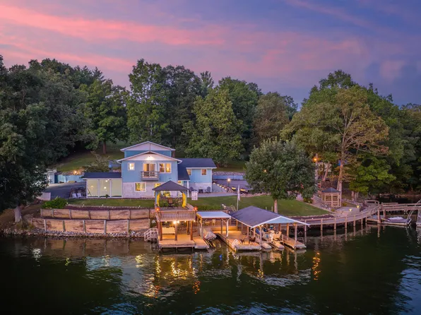 810 Sugar Hollow Rd, Piney Flats, TN 37686