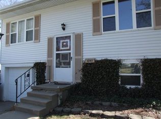 3283 SW Munson Ave, Topeka, KS 66604