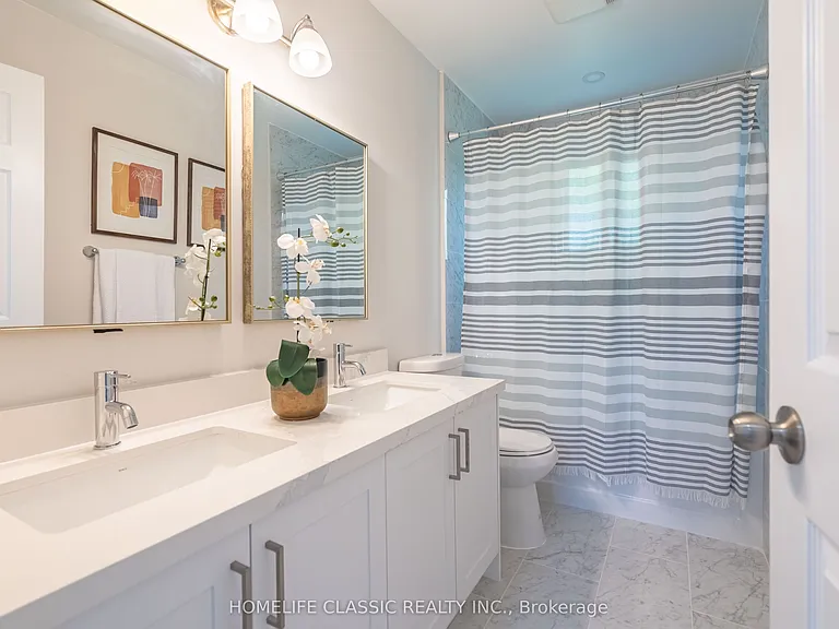 32 Rosenfeld Dr — Photo 21