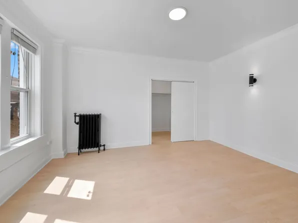 5038-5041 N Sheridan Rd, Chicago, IL