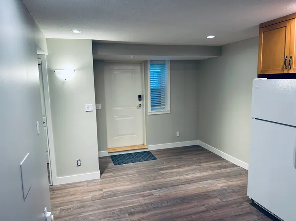 281 172a St #Basement, Surrey, BC V3Z 9R1
