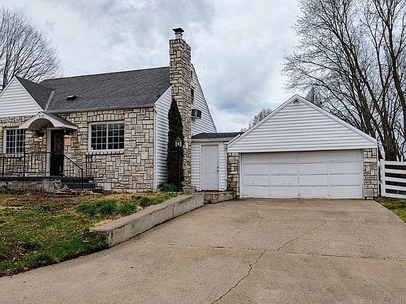 4th image of 518 Oak St