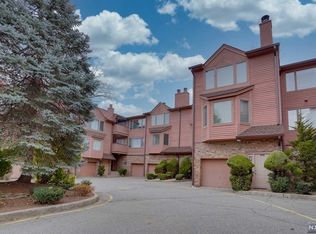 224D Washington Ave, Fort Lee, NJ 07024