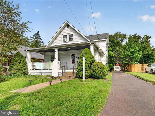 44 Brenwal Ave, Ewing, NJ 08618