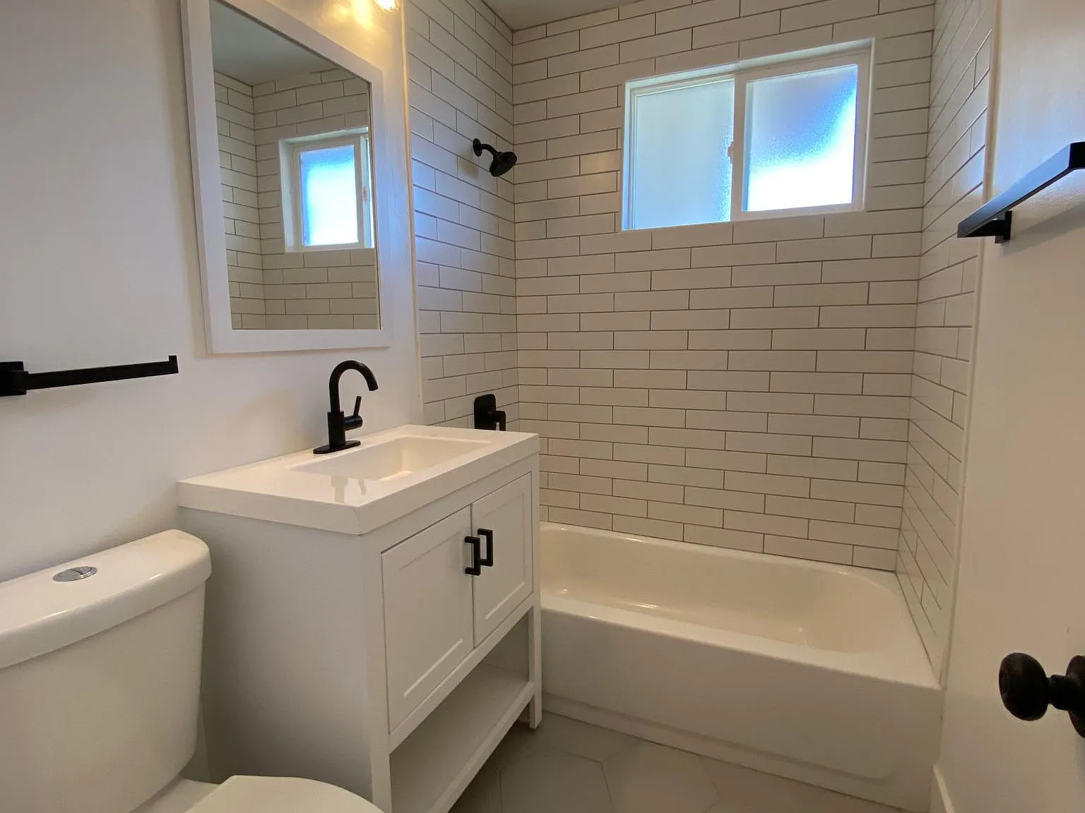 2 bed, 850 sqft, $1,575 — Photo 4