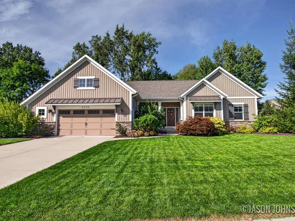 1773 Bristol Ridge Dr NW, Grand Rapids, MI 49544