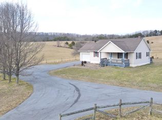151 Robin Ln, Peterstown, WV 24963