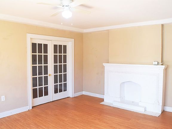4th image of 1020 NE 18th St