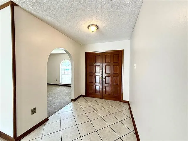 3 bed, 2.5 bath, 2000 sqft, $2,500 — Photo 3