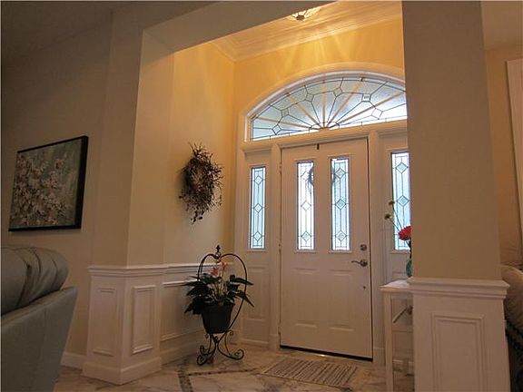 3rd image of 1505 SW Mockingbird Cir