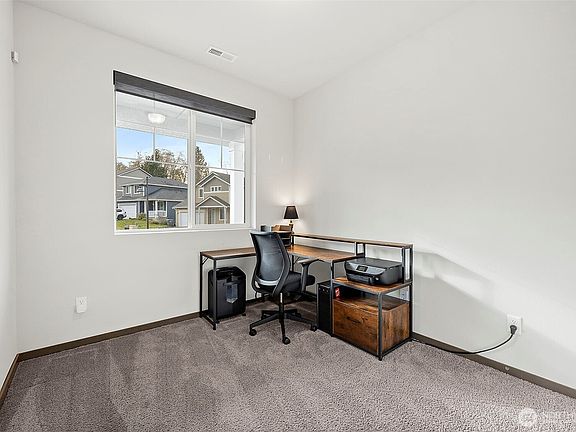 5th image of 2277 Lapush Avenue SE