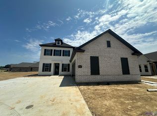 37313 Rosewind St, Prairieville, LA 70769