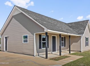 814 Ridge Cv, Holly Springs, MS 38635