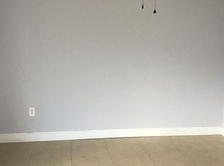 5055 NW 7th St APT 213, Miami, FL 33126