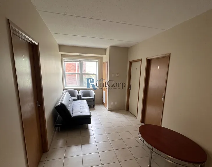 101 Lester St #1 — Photo 3