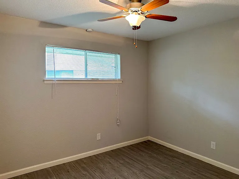 55031 Sandy Cir — Photo 7