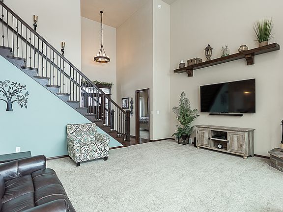 2nd image of 3632 Arcadia Bluff Dr