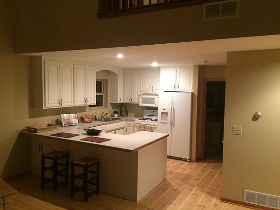 5th image of 24005 E Cedar Lake Dr