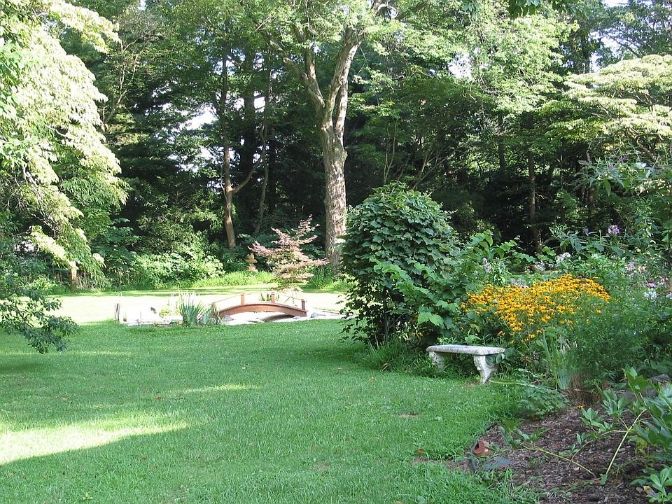 2nd image of 47 Marion Rd E