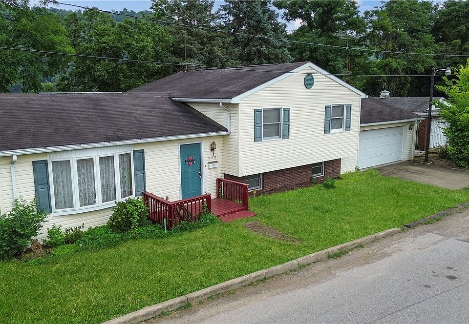 1st image of 800 Labelle St